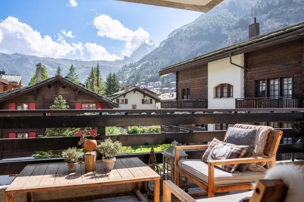 Stylish Home With Matterhorn View In The Center Zermatt Buitenkant foto